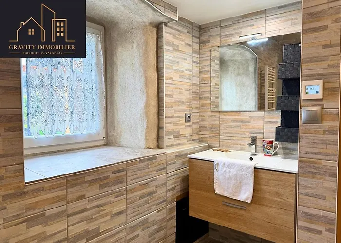 Spacious Duplex With Garden - Διαμέρισμα Marignier